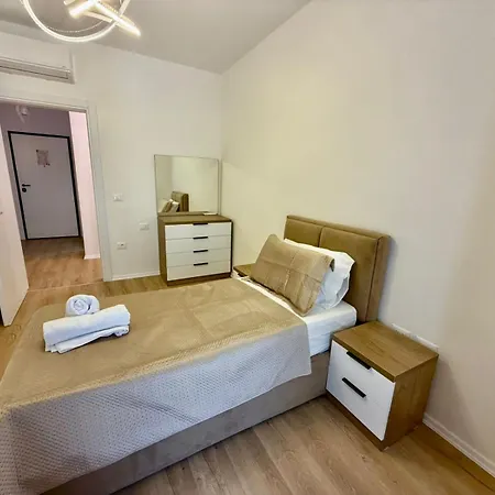 Apartman Golden Space 3 *