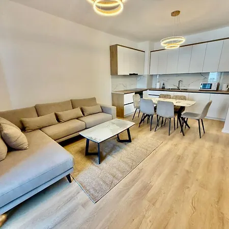 Apartamento Golden Space 3 *